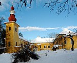 Damtschach Castle with park