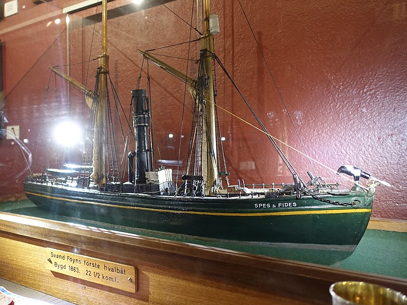 File:Slottsfjellsmuseet Museum Tønsberg Norway. Svend Foyn whaling pioneer Spes & Fides 1863 Whaler Steamer Harpoon cannon Ship model Hvalbåt Dampskip Harpunkanon Skipsmodell 2020-01-21 DSC02162.jpg