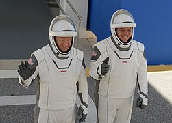 Les deux astronautes équipés de leur combinaison le 23 mai.