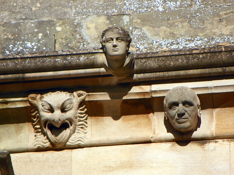 File:St Albans Cathedral (11008574946).jpg