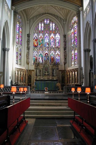 File:St Peter, Leeds Parish Church - Chancel - geograph.org.uk - 1333338.jpg