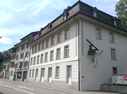 So kommt man zu Stadtbibliothek Brugg mit den Öffentlichen - Mehr zum Ort Hier