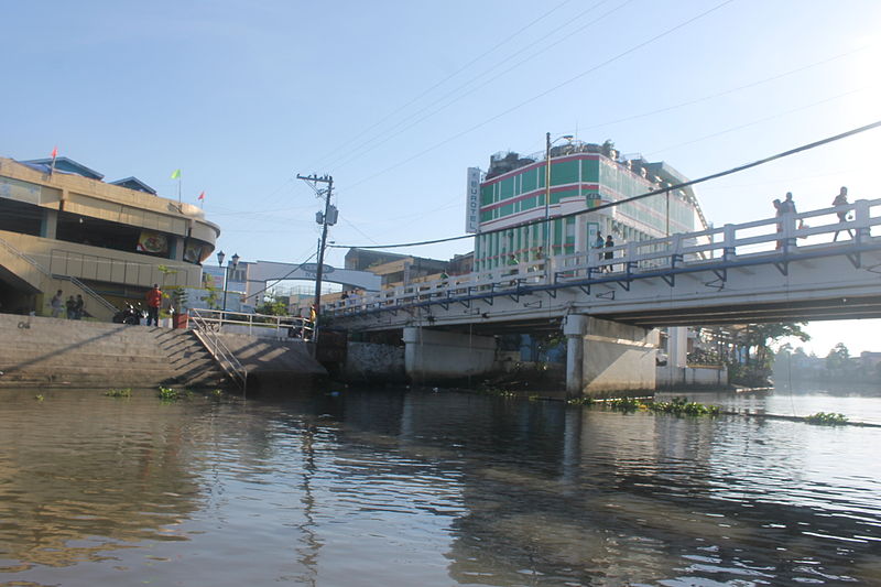 File:Tabuco bridge.JPG