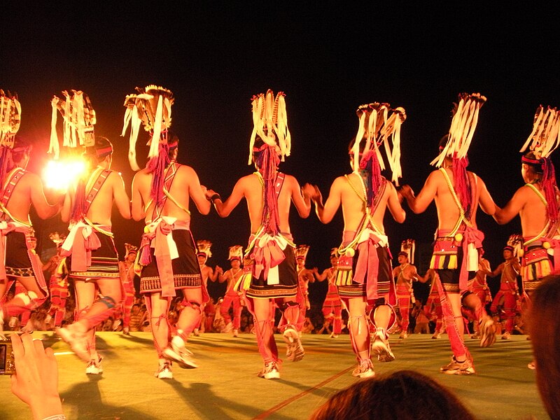 File:Taiwan aborigine amis dance.jpg