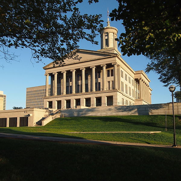 File:Tennessee State Capitol - 2011.jpg