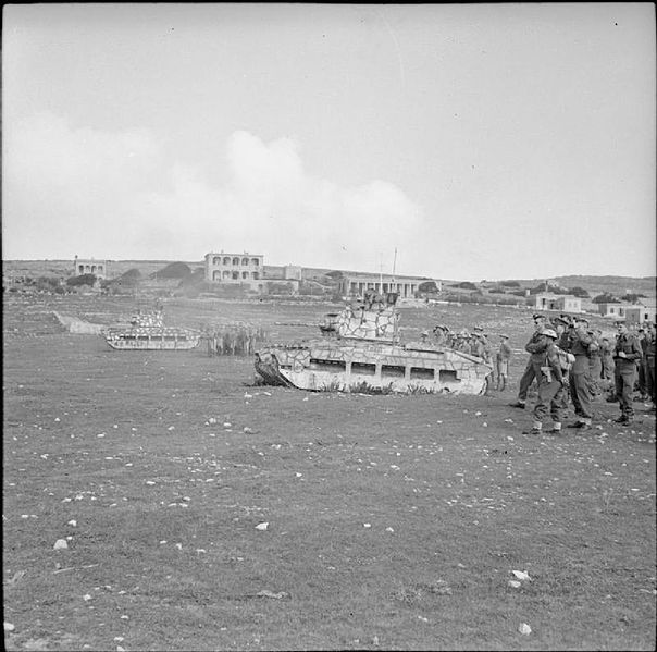 File:The British Army on Malta 1942 GM498.jpg