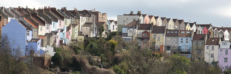 File:Totterdown houses, from Albert Road railway bridge.jpg