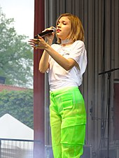 Styrke performing in 2018 Tove Styrke (42341633172).jpg