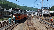 ファイル:Tracks_of_Unazuki_Station_20180505.jpg