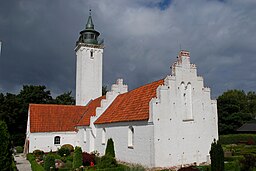 Tunø kyrka och Tunø fyr.