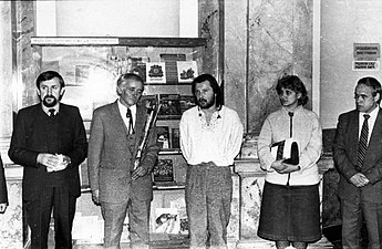 Відкриття виставки Опанаса Заливахи. В центрі Опанас Заливаха і Юрій Бойко. 1988
