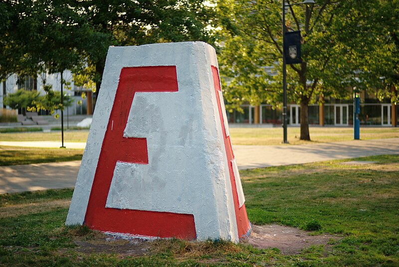 File:University of British Columbia Engineering Cairn.jpg