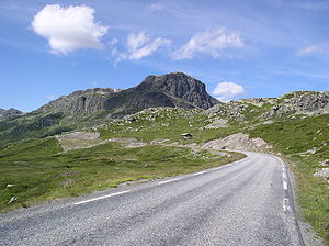 Bitihorn from the south (Riksvei 51)