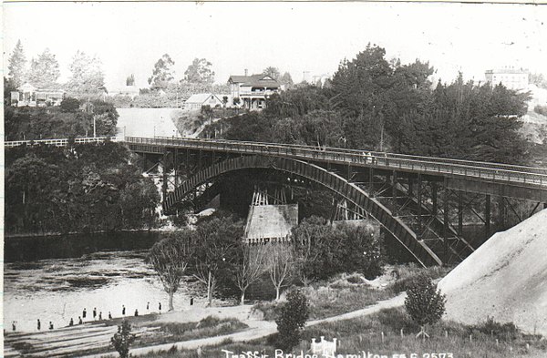 Victoria Bridge in 1910