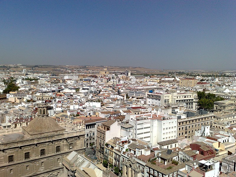 File:Vistas desde la Giralda 8 - panoramio.jpg