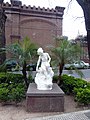Español: Estatua Alla Fonte, en Vicente López 2050, barrio de Recoleta, Buenos Aires. This is a photo of an Argentine monument identified by the ID C689