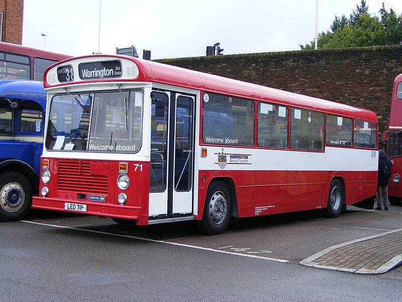 File:Warrington Borough Transport 71 LED 71P 2.jpg