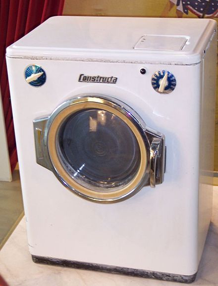 Первые стиральные машины автомат. Constructa стиральная машина Energy. Стиральная машина ЭАЯ 3 1955. Constructa CV 8370 стиральная машина 1980 год. Constructa стиральная машина 1200s.