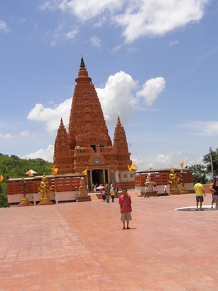 ไฟล์:Wat Khao Khok Phen จังหวัดนครสวรรค์ - panoramio.jpg