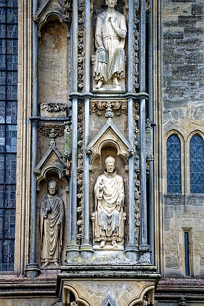 File:Wells, Cathedral Church of St Andrew, West Front Somerset 1382901 20230818 0194.jpg