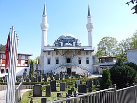 Berlin'deki Şehitlik Camii'nin açıklayıcı görüntüsü