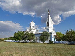 Петропавлівська церква у селі Виноградне