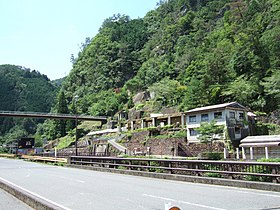 地底王国美川ムーバレー