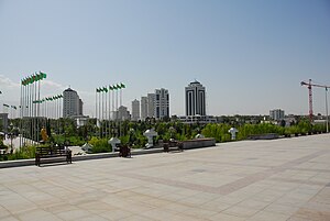 10 yyl Abadanchylyk Square, Aşgabat (Stans08-028; 3134865512).jpg