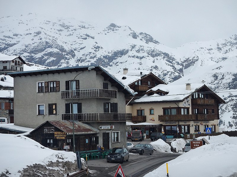 File:23030 Livigno, Province of Sondrio, Italy - panoramio (5).jpg