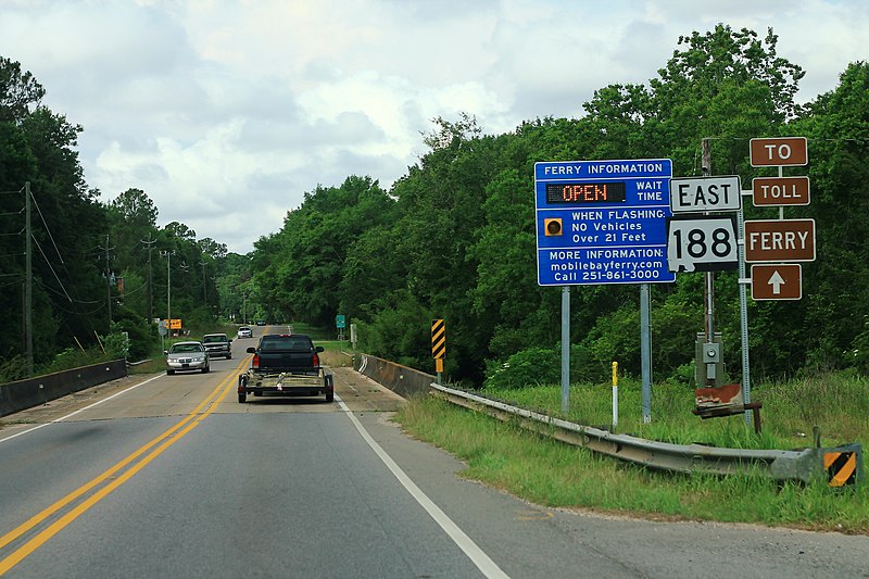 File:AL188 East to Ferry Signs (43229505392).jpg