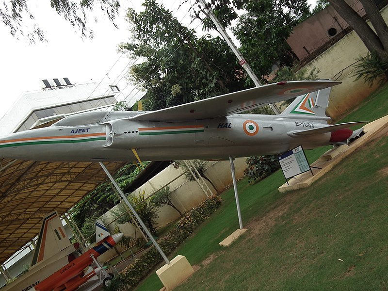 File:Ajeet at HAL Museum 7697.JPG