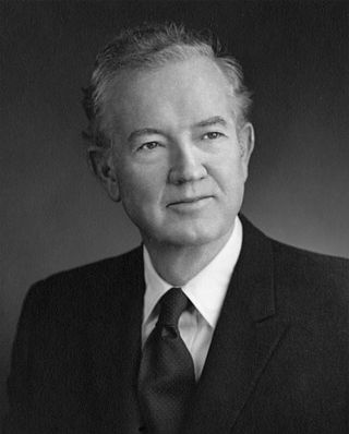 <span class="mw-page-title-main">John Sparkman</span> American politician (1899–1985)