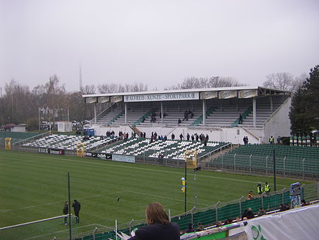 Alfred Kunze Sportpark tribune