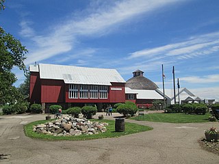 <span class="mw-page-title-main">The Barns at Nappanee</span> Tourist attraction in Nappanee, IN, US