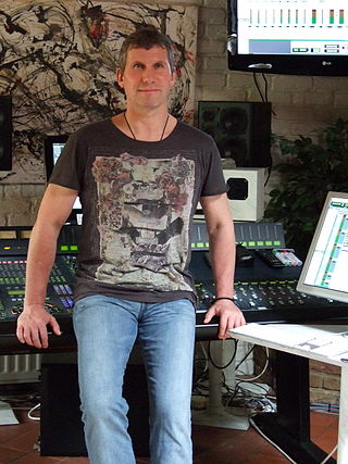 <span class="mw-page-title-main">Andy Richards</span> British record producer