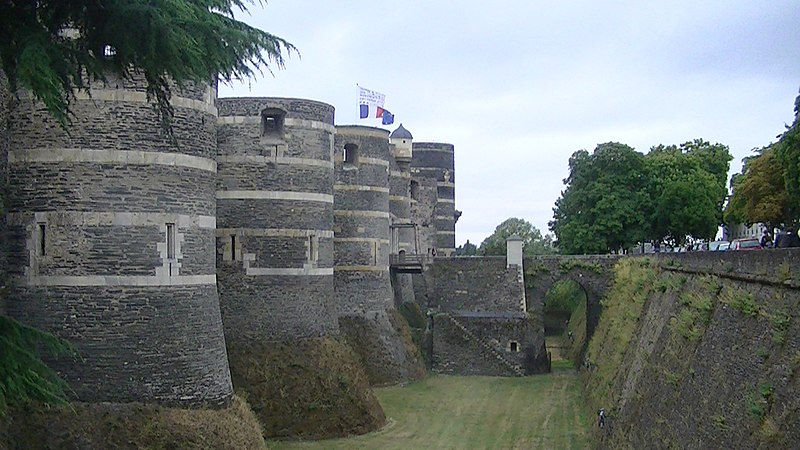 File:Angers Castle curtain and moat.jpg