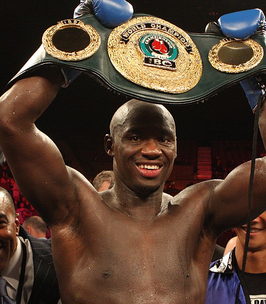 File:Antonio Tarver (USA) 2011.jpg