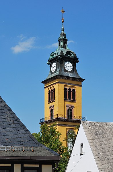 File:Augustusburg Stadtkirche St. Petri.jpg