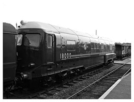 “英国铁路18000号机车”在英国德比郡巴罗山（英语：Barrow Hill, Derbyshire）