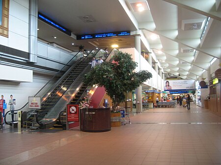 ไฟล์:Bangkok International Airport, Terminal 2, Restricted Area 3.JPG