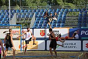 Deutsch: Beachhandball Europameisterschaften 2019 (Beach handball Euro); Tag 1: 2. Juli 2019 – Männer, Vorrunde Gruppe D, Polen-Schweden 2:1 (18:10, 15:9; 8:6) English: Beach handball Euro; Day 1: 2 July 2019 – Men Preliminary Round Group D – Poland-Sweden 2:1 (18:10, 15:9; 8:6)