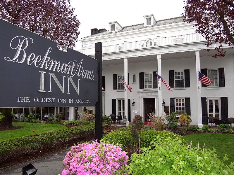 File:Beekman Arms Inn - Oldest Inn in the United States (1766) - Rhinebeck - New York - USA (6964023762).jpg