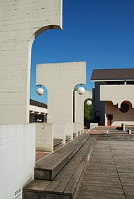 Бельгия - Лувен-ла-Нев - Place des Sciences - 01.jpg