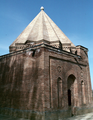 Babadschi-Chatun-Mausoleum (bei Taras)