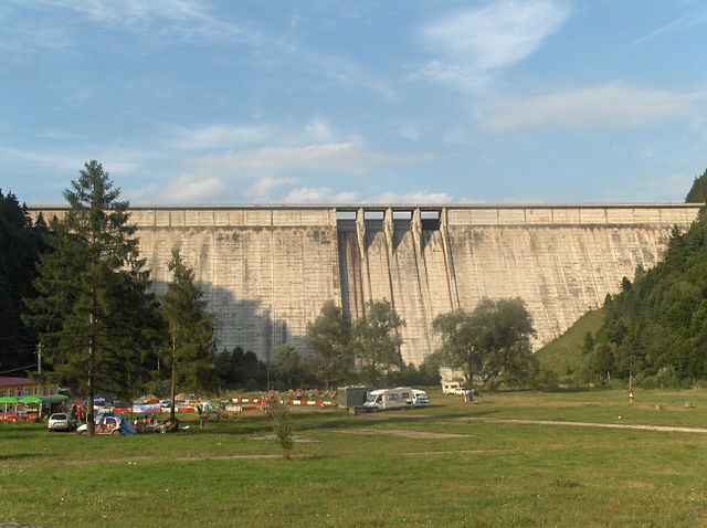 Izvorul Muntelui Dam, 127 meters high, built between 1950 and 1960 on Bistrița River led to the formation of Lake Izvorul Muntelui
