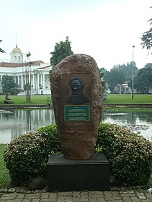 Gedenkstein für Kaspar Georg Karl Reinwardt vor dem Istana Bogor