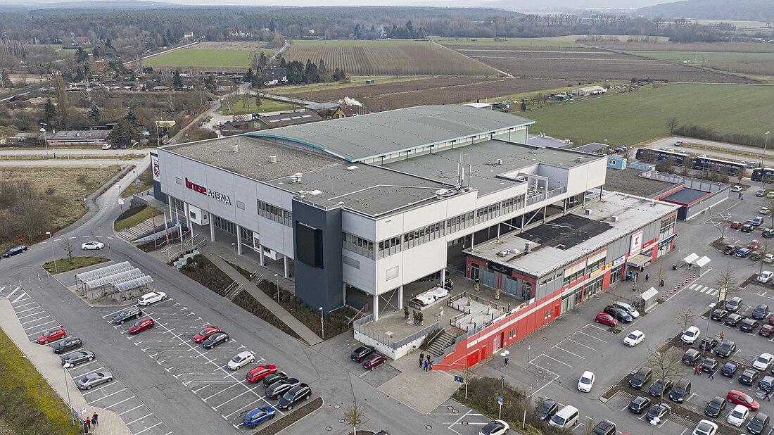 File:Brose arena bamberg.jpg