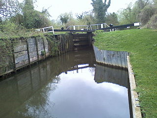 <span class="mw-page-title-main">Burghfield Lock</span>