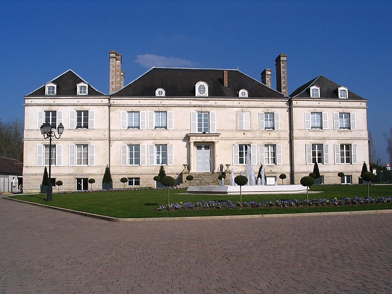 File:Chateaux du chevain.jpg