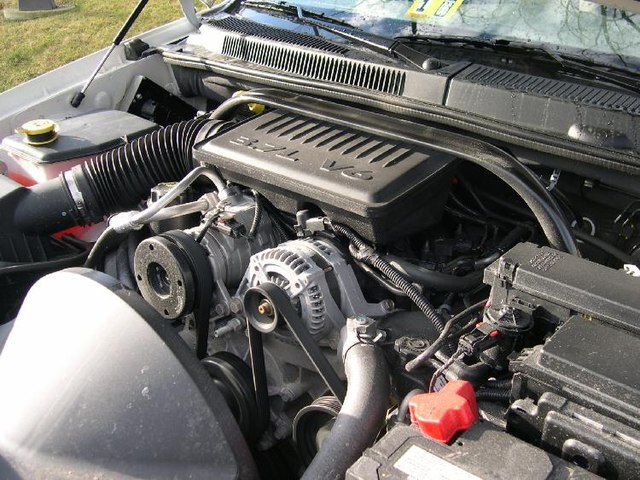 Chrysler PowerTech 3.7 L V6 in a 2005 Jeep Grand Cherokee